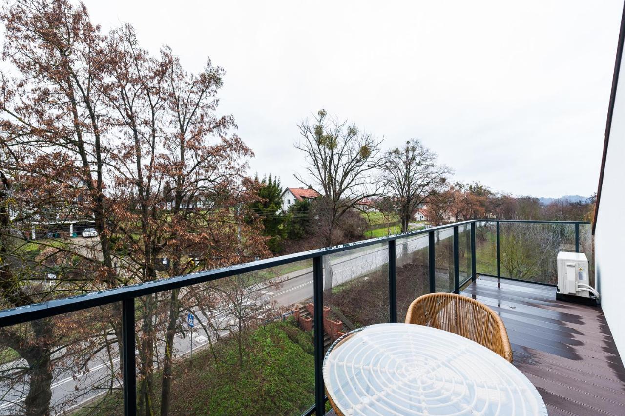 Lake Club Apartments - Loftaffair Mikołajki Buitenkant foto